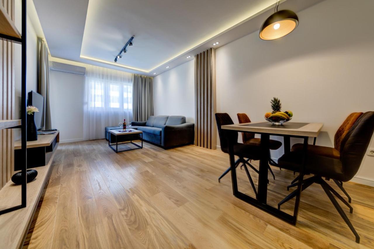 Apart Compliment Podgoriçe Dış mekan fotoğraf